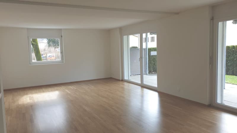 Bright 3.5-room apartment with seating area (10)
