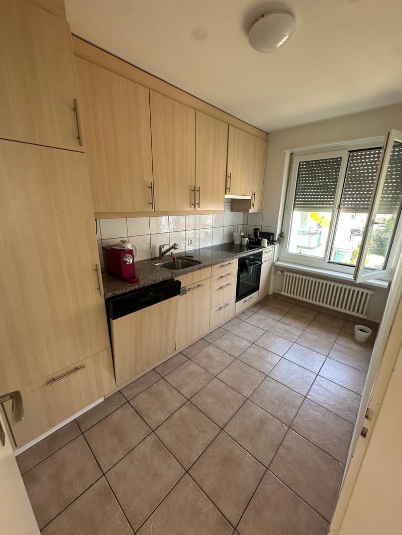Helle 3-Zimmer-Wohnung mit Balkon in Wallisellen (5)