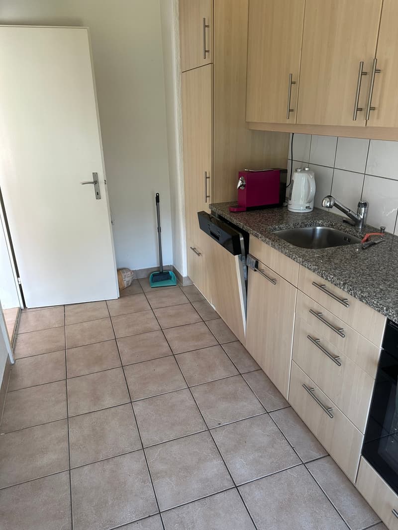Helle 3-Zimmer-Wohnung mit Balkon in Wallisellen (6)