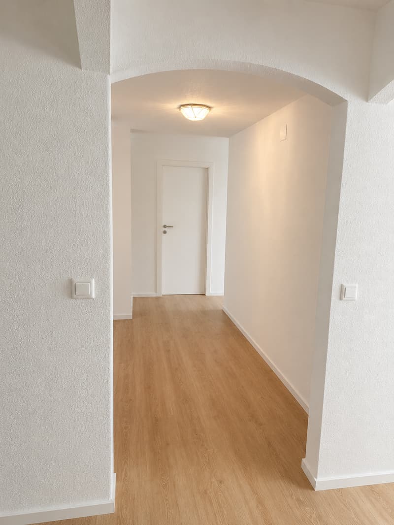 Bright 4.5-room apartment with glazed balcony (6)