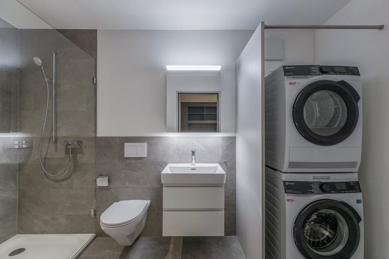 Appartement moderne 3.5 pièces avec grande loggia au 3ème étage (2)