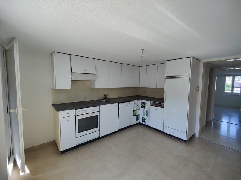 Charming 4.5-room old building apartment with balcony in Wald ZH (8)