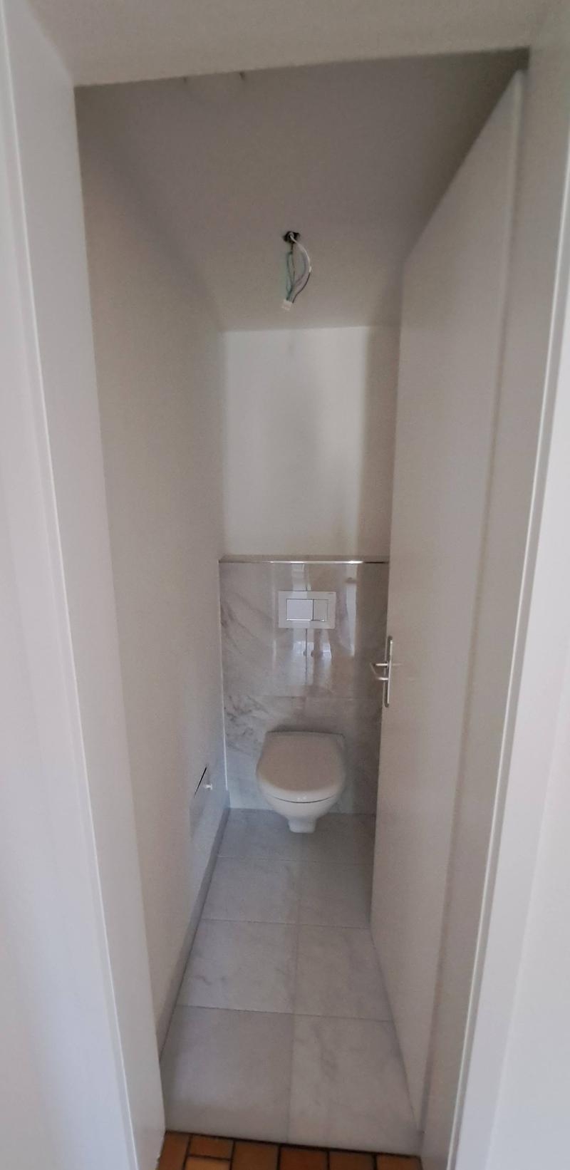 Appartement spacieux rénové de 4,5 pièces à Dübendorf avec balcon (9)