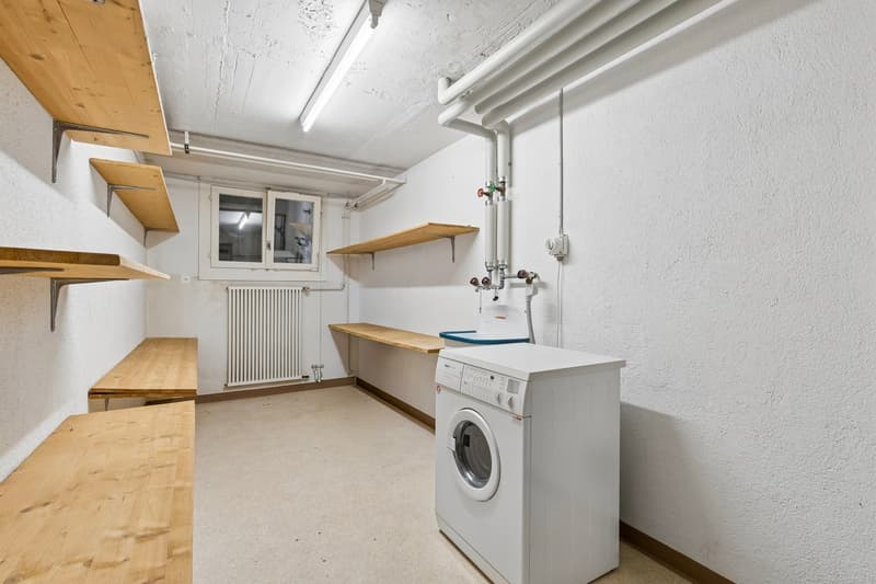 frisch renovierte 2-Zimmerwohnung mit grosser Terrasse in Zollikon (12)