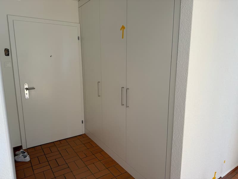 Frisch sanierte 3-Zimmerwohnung mit zwei Balkonen in Witikon (7)