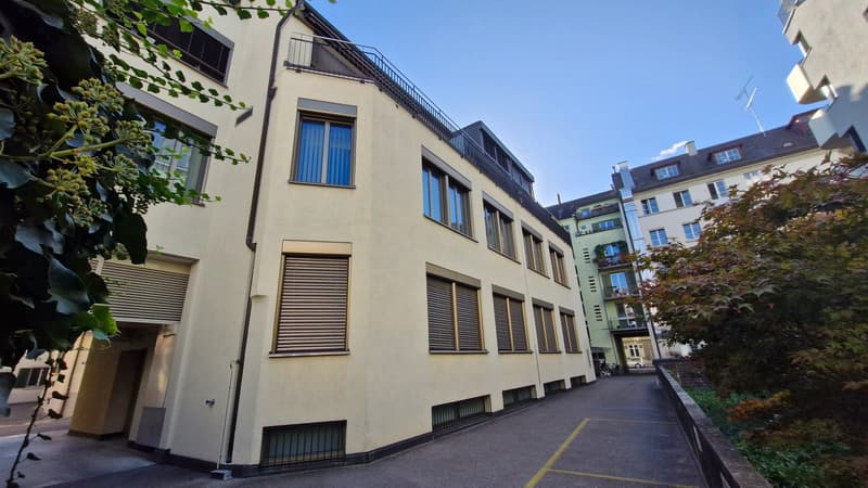 Aussenansicht Seite Innenhof