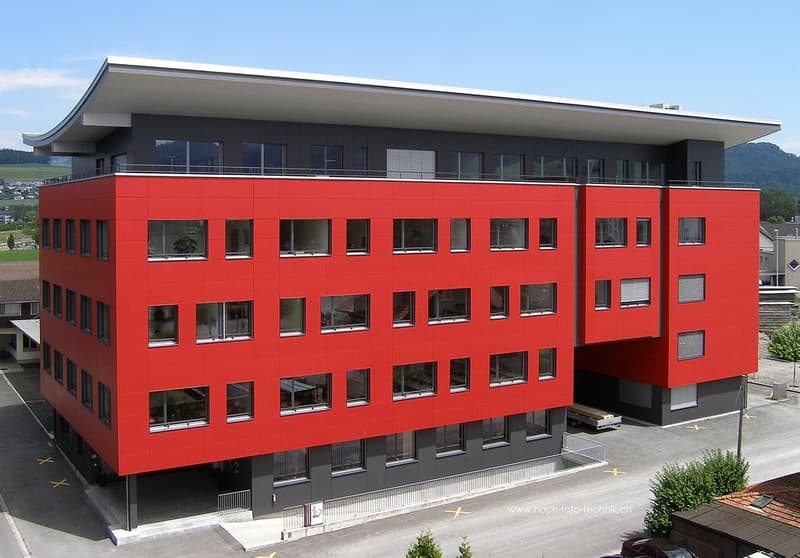 Neuhof - Attraktive Bürofläche für Bürogemeinschaft (1)