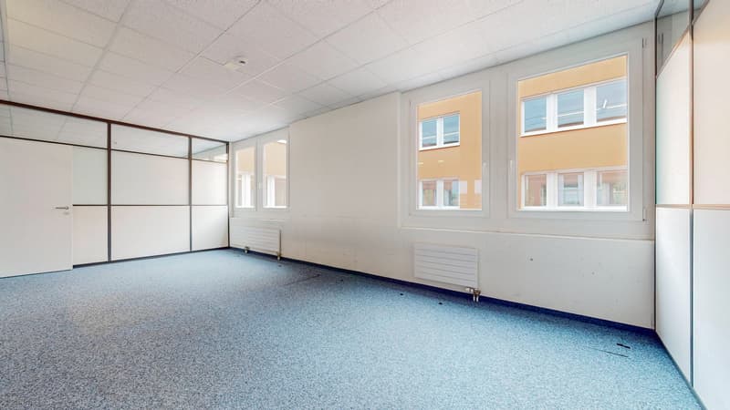 Ready-to-occupy offices in Dättwil (8)