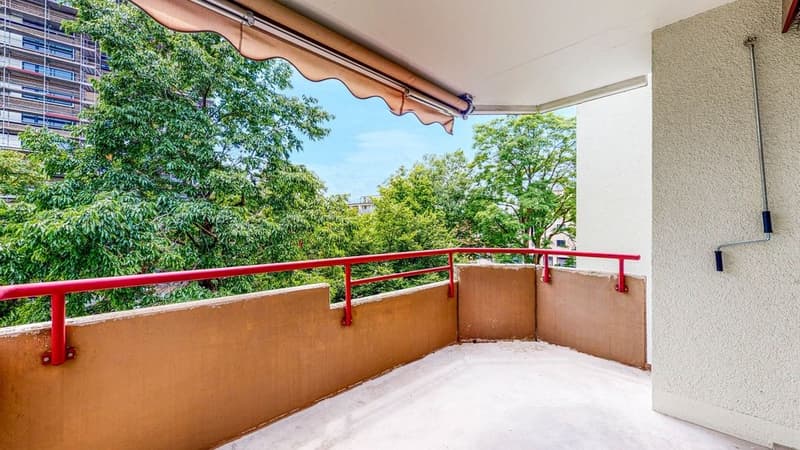 SG-8842-35ZWG-13b-Balkon.jpg