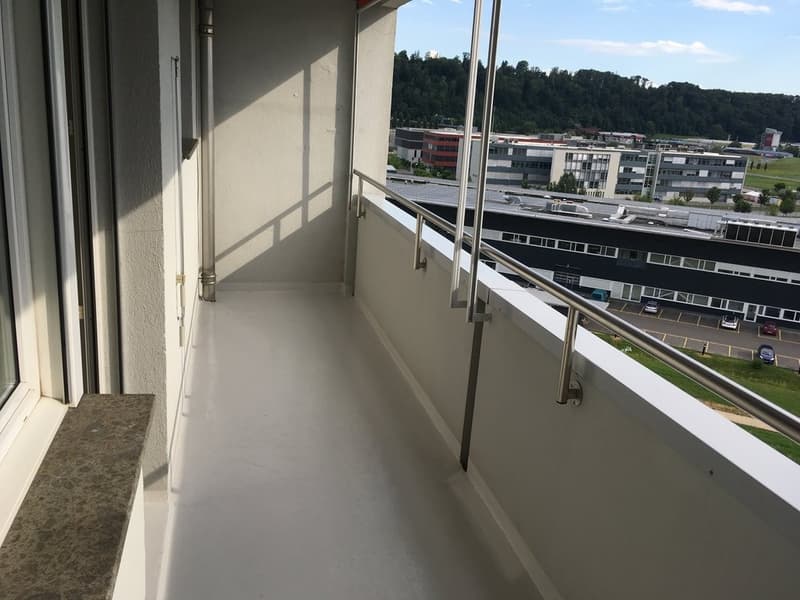 NE-3160-03-0055-balcon.JPG