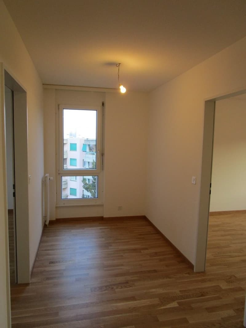 NE-3164-06-0074-hall.JPG