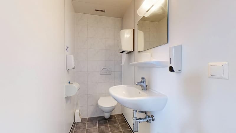 9040.01.0202-WC-1.jpg