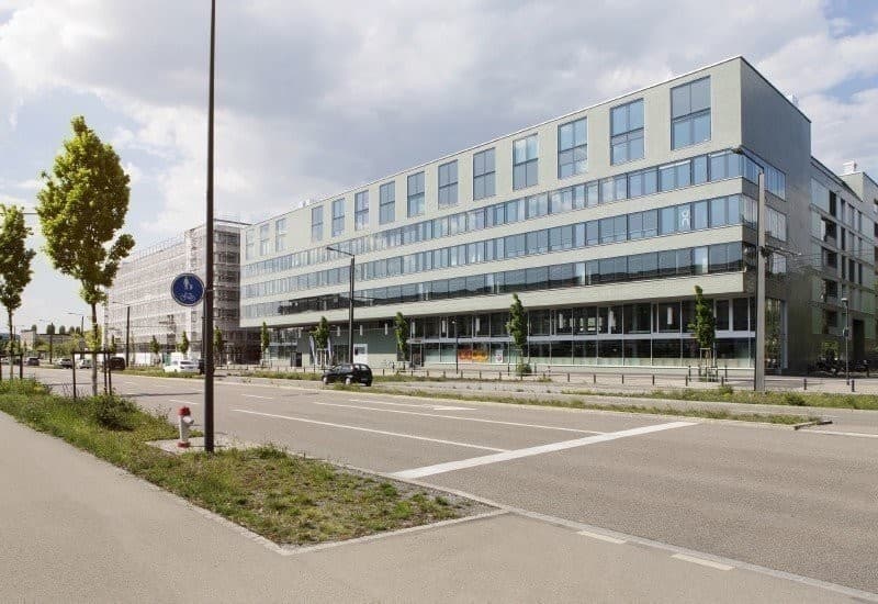 Exceptional Living in Zurich on the Top Floor (2)