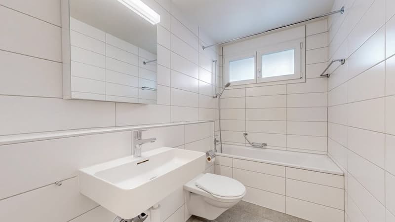 9048.32.0102-SdB.jpg