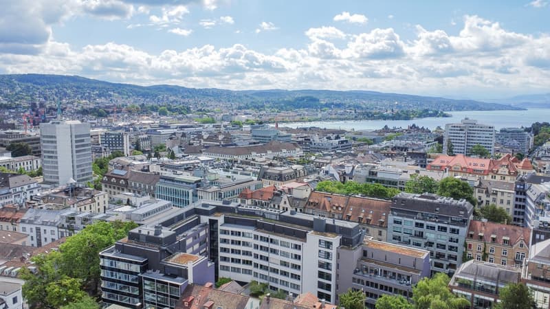 Moderne, lichtdurchflutete Bürofläche an zentraler Lage bezugsbereit und flexibel (2)