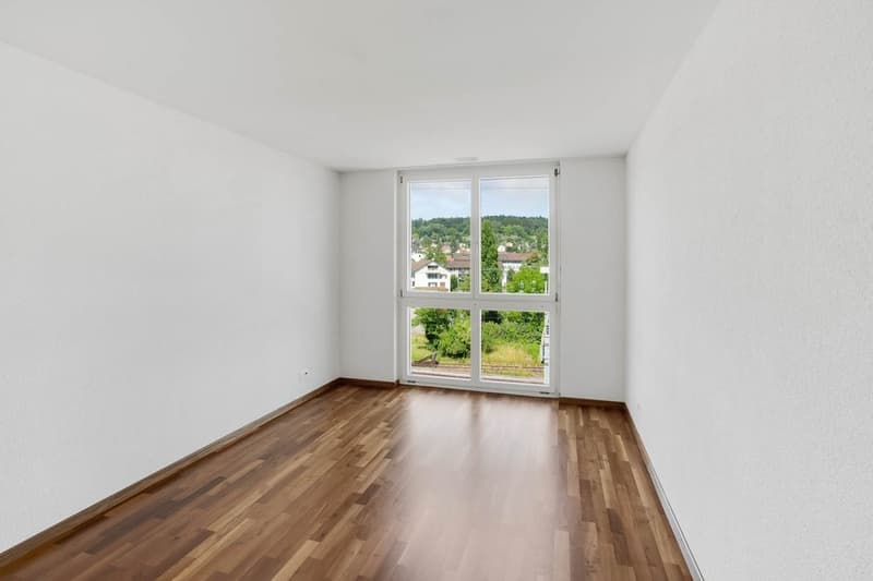 ZH-7845-25-0203-Zimmer_Beispiel_mit_Zugang_zur_Terrasse.jpg