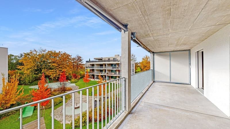 45-Zimmer-Wohnung-in-Gossau-Balkon-1.jpg