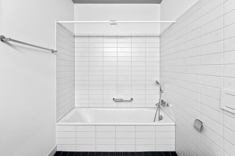 ZH-7846-14-0302-BadBadewanne.jpg
