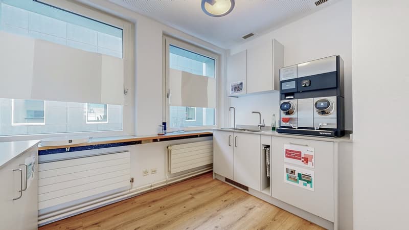 Moderne Bürofläche in Zürich-West rund 1'070 m² mit individuellem Ausbaupotenzial (11)