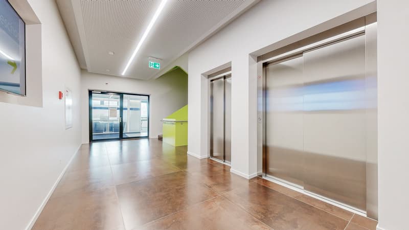 Moderne, lichtdurchflutete Bürofläche an zentraler Lage in Frauenfeld bezugsbereit und flexibel (7)