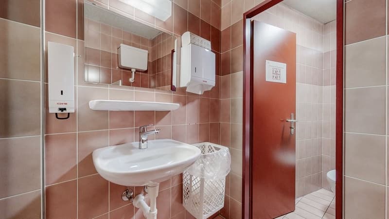 5476.01.0008-WC-2.jpg
