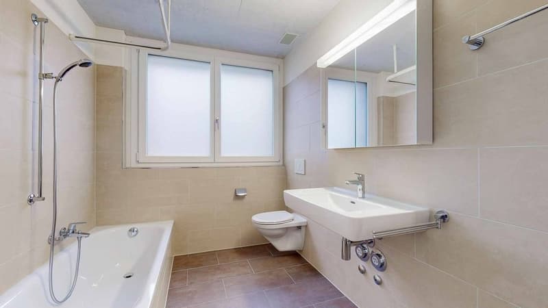 2.5-Zi-WHG-in-Gossau-Badzimmer.jpg