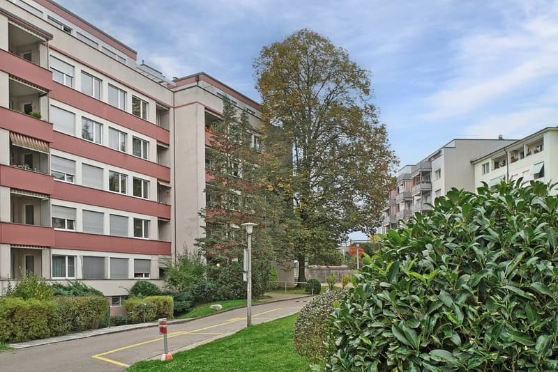 Wohnen im Grünen an verkehrsgünstiger Lage (1)