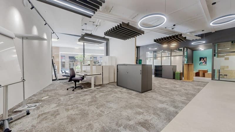 Moderne, lichtdurchflutete Bürofläche an zentraler Lage in Chur bezugsbereit und flexibel (5)