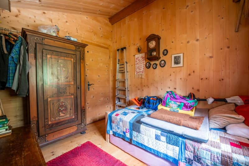 Mountain hut in the high valley of Bargis for sale (5)
