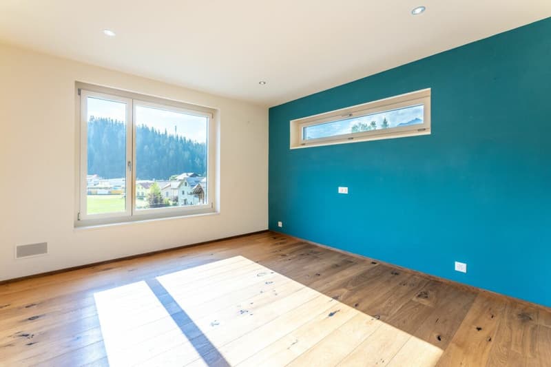 Attractive two-family house with 5.5 rooms main apartment and 2.5 rooms second apartment for sale (6)
