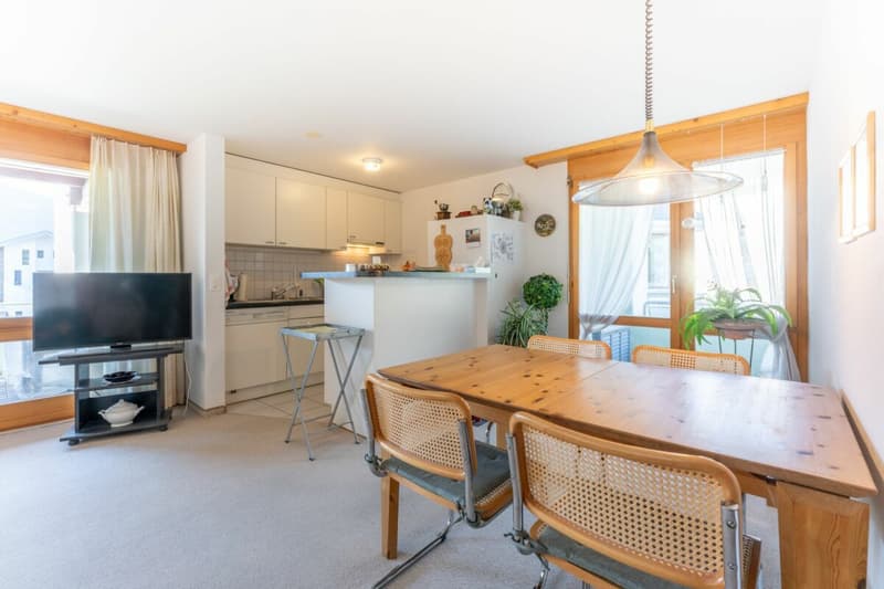 3 1/2 Zimmerwohnung im Surselvapark LAAX zu verkaufen (3)