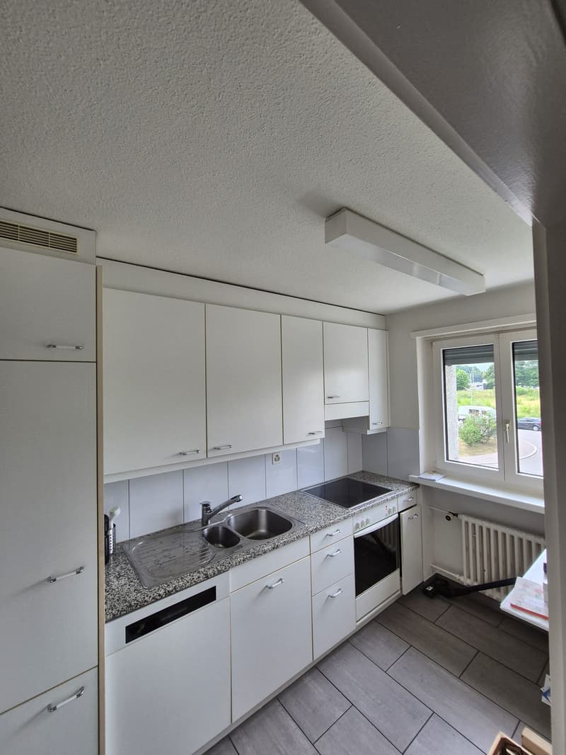Appartement spacieux et lumineux de 1 pièce au 1er étage dans un emplacement central (2)