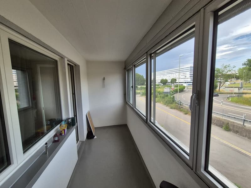 Appartement spacieux et lumineux de 1 pièce au 1er étage dans un emplacement central (6)