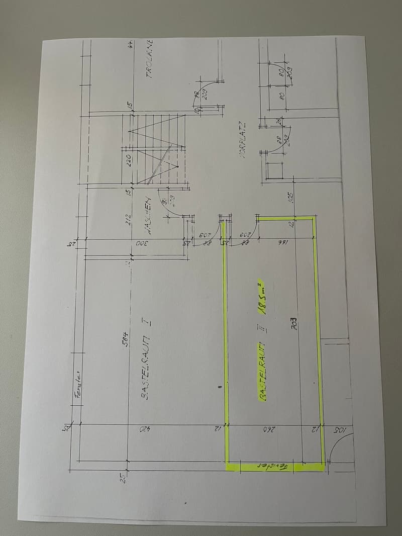 Locale per deposito/Sala hobby (3)