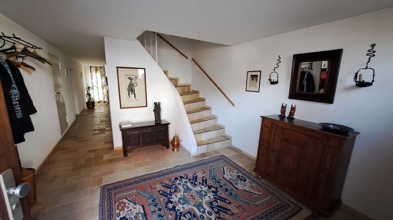 Casa a schiera ristrutturata di 5 locali con garage a Basilea (4)