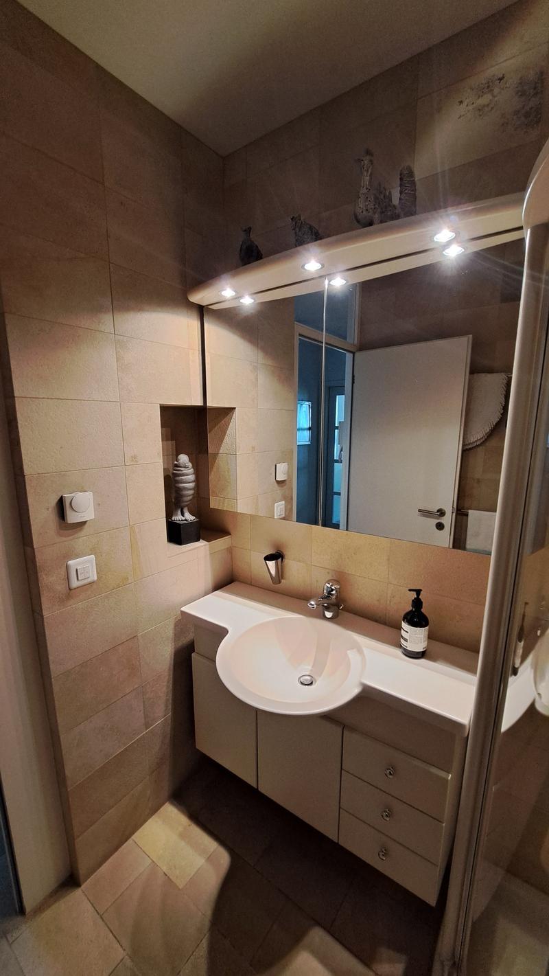 Casa a schiera ristrutturata di 5 locali con garage a Basilea (16)