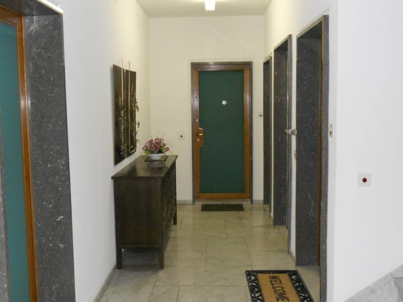 Business Apartment quiet & central with magnificent panoramic view! (4)
