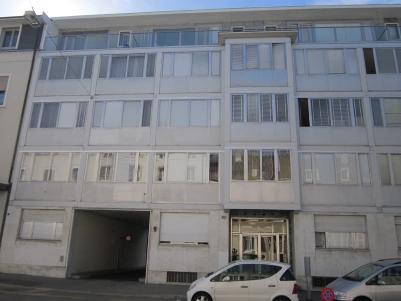 NEWLY REFURBISHED! Attic Business Apartment quiet,central & roof-deck & magnificent panoramic view (7)