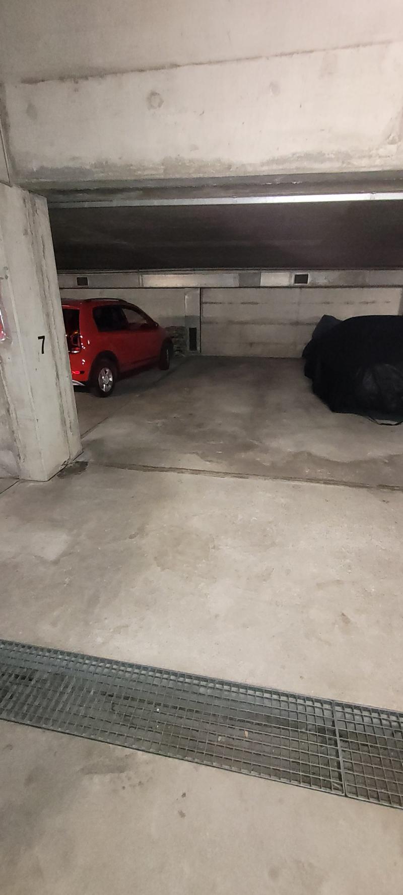 Place de garage sur Baslerstrasse (2)