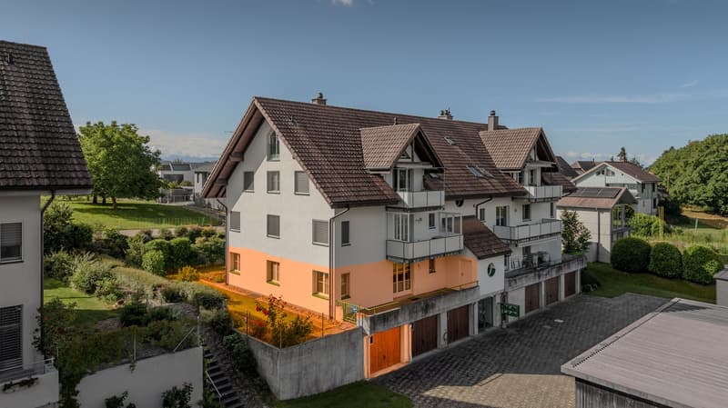 Appartamento in proprietà di 4,5 locali con giardino, garage e carport (7)