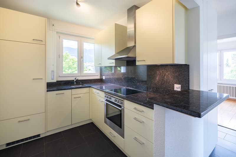 Charmant appartement 3 pièces avec balcon à Solothurn (2)