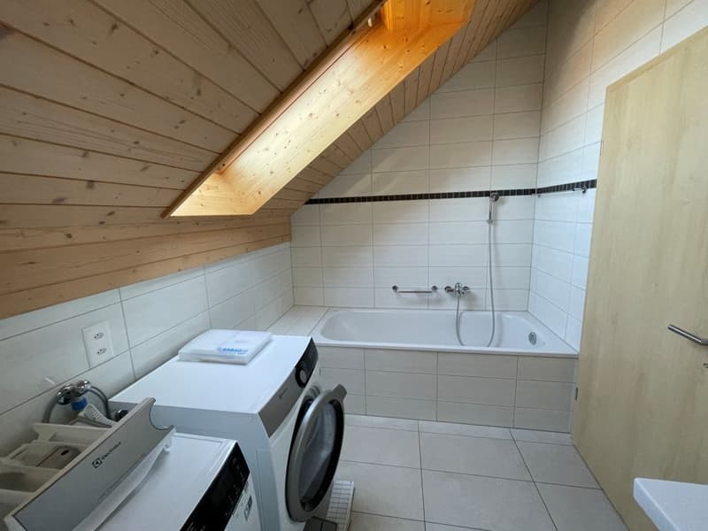 Modern 3.5-room duplex apartment in Leuzigen (7)