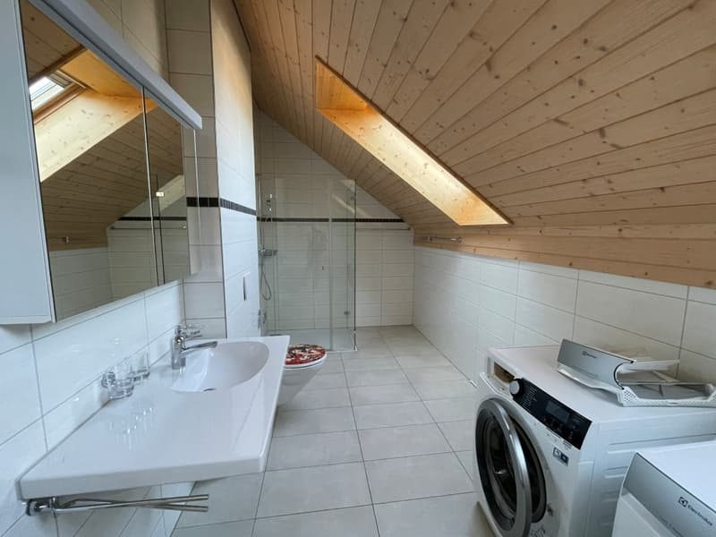 Modern 3.5-room duplex apartment in Leuzigen (6)