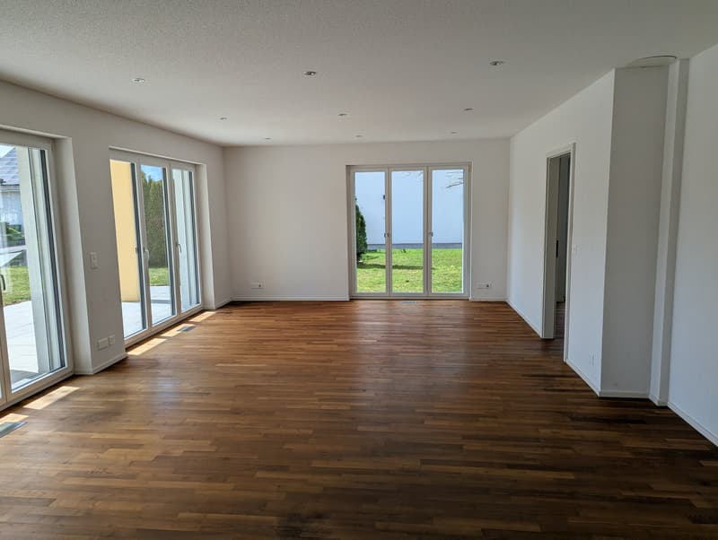 Modern 5-room single-family house with garden (2)