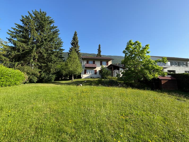 Casa unifamiliare affascinante in una posizione tranquilla a Grenchen (2)