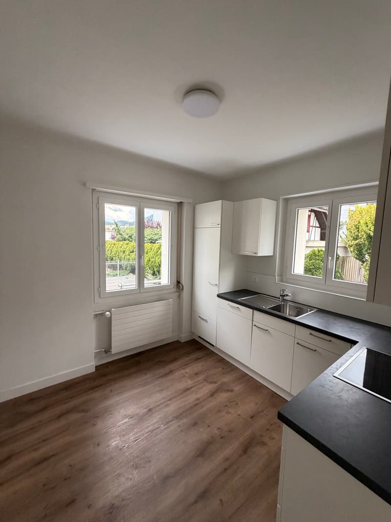 Appartement lumineux 3.5 pièces avec balcon à Grenchen (3)