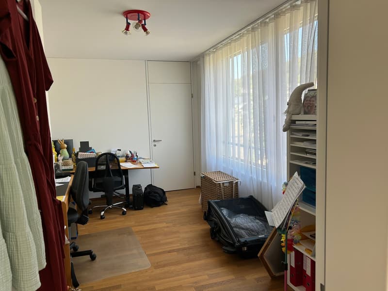 Helle 4.5-Zimmer-Wohnung (7)