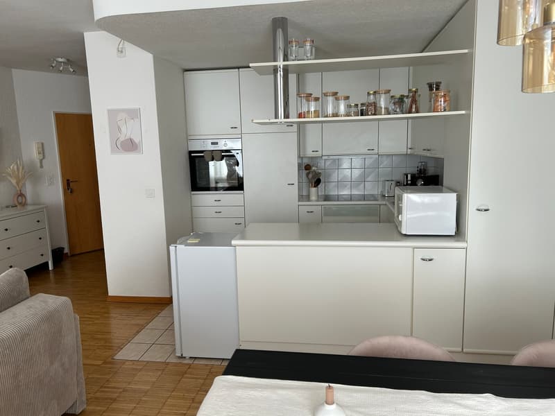Charmante 2-Zimmer-Wohnung im Altbau an zentraler Lage in Solothurn (4)