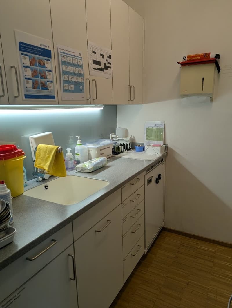 Repräsentative Praxisräumlichkeiten (4)