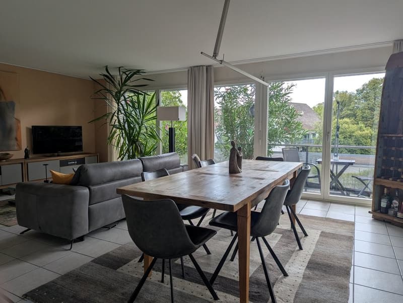 4.5 Zimmer mit 125 m² und Aussenflächen in drei Himmelsrichtungen (4)